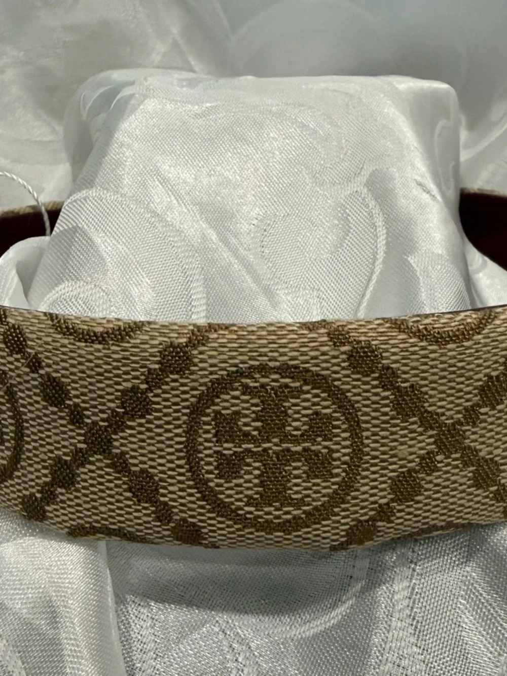 Tory Burch Beige Logo Pattern Headband with Brown Leather Lining. New - Picture 6 of 7